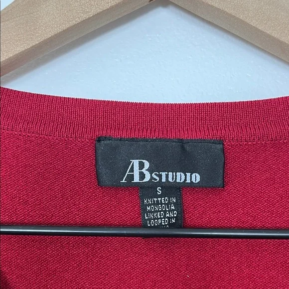AB Studio Rich Red Knit Top - Picture 3 of 9